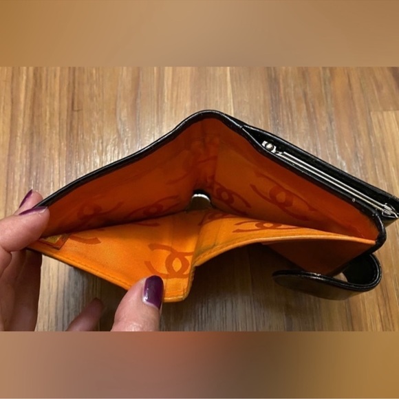 AUTHENTIC Chanel CC Lambskin Quilted Cambon Ligne Wallet - Picture 6 of 9